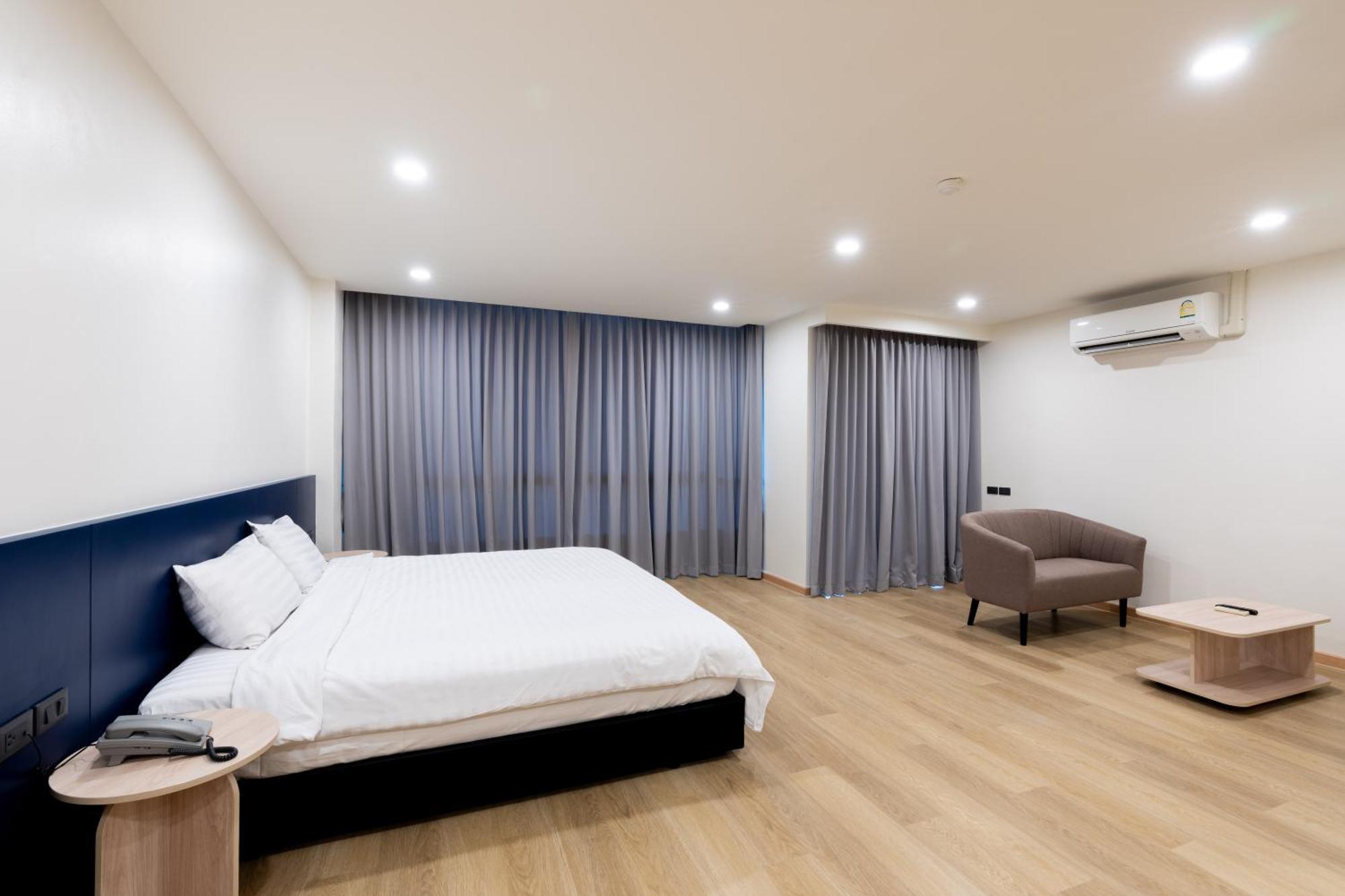 Ca Hotel And Residence Phuket - Sha Extra Plus Exteriér fotografie