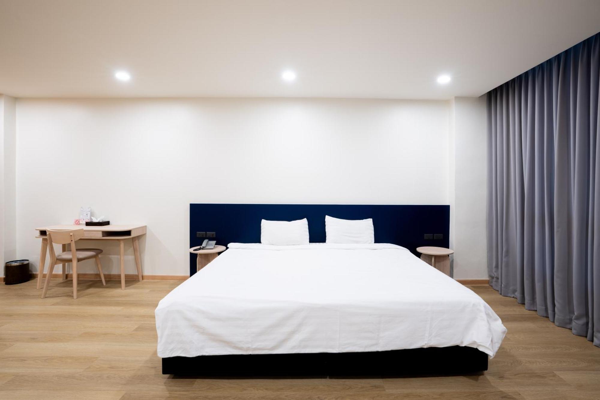 Ca Hotel And Residence Phuket - Sha Extra Plus Exteriér fotografie